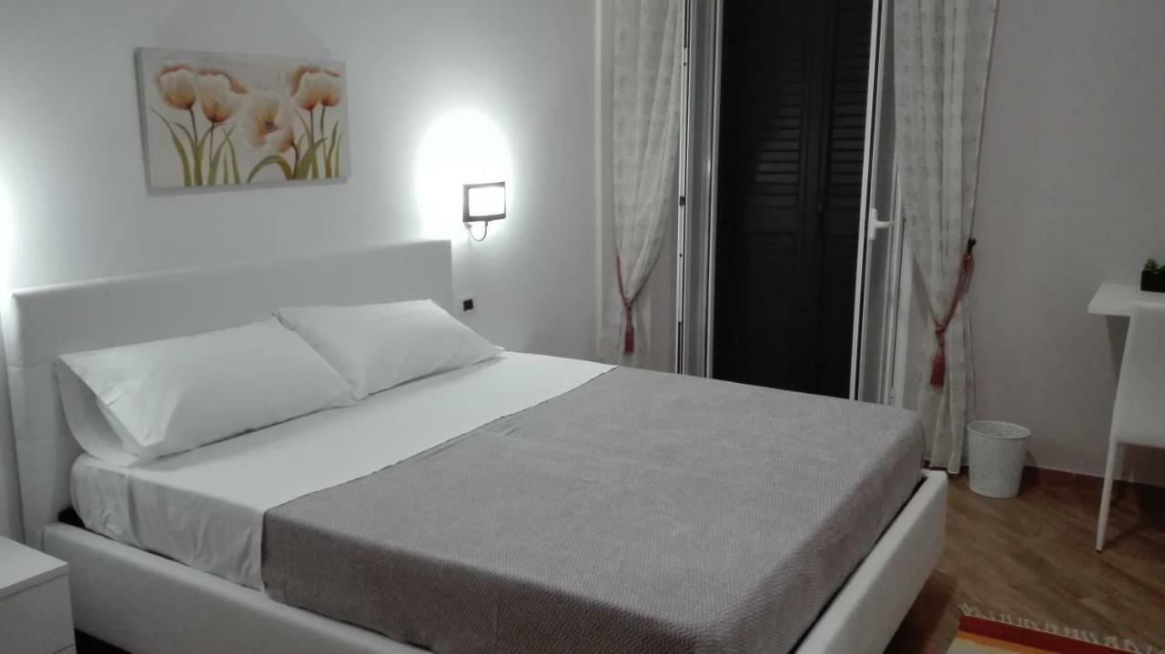 Cavaliere Costa Bed & Breakfast Porto Empedocle Exterior foto